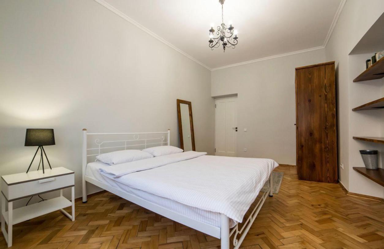 Vidfort Вірменська Lviv Exteriör bild