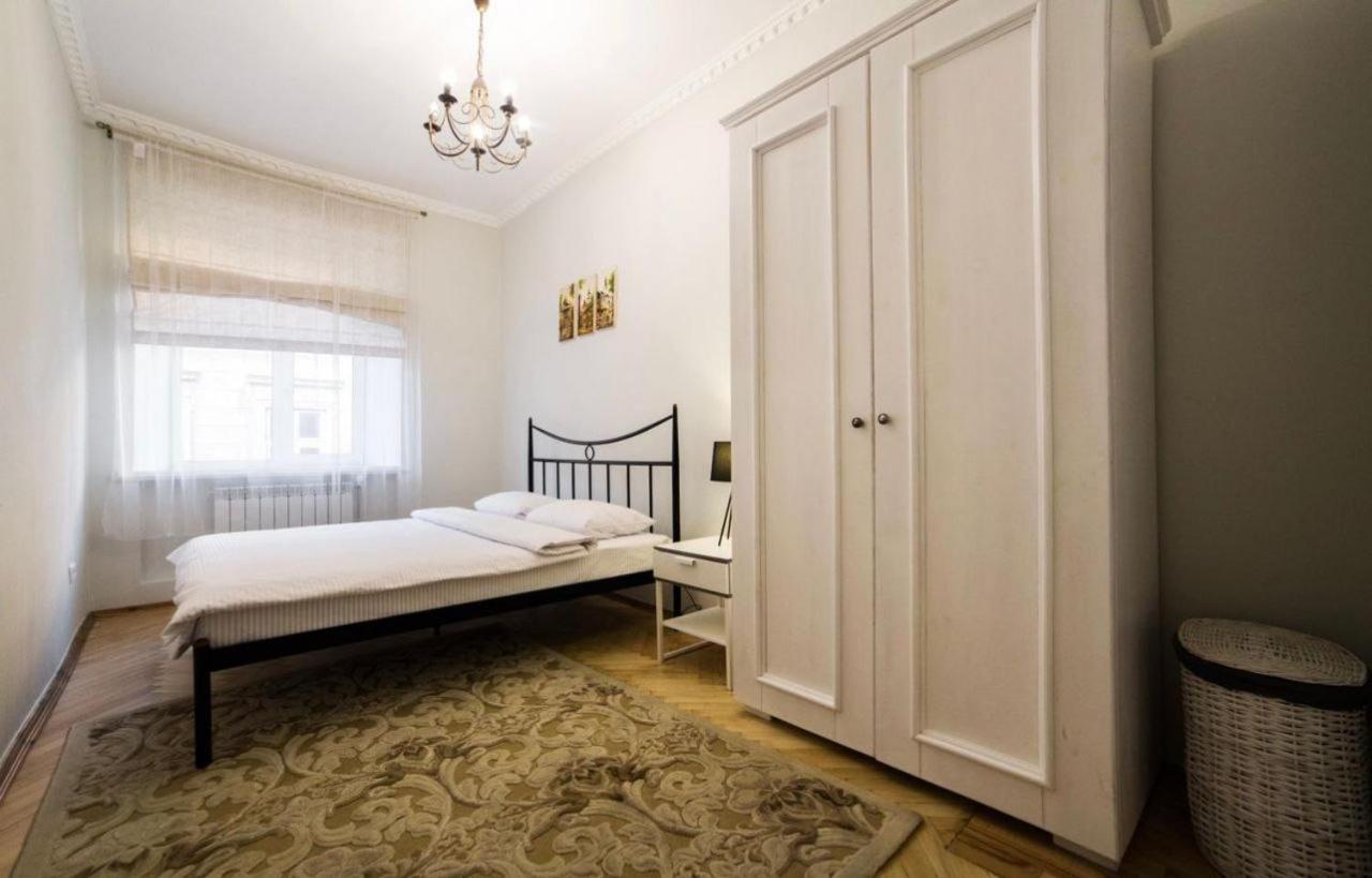 Vidfort Вірменська Lviv Exteriör bild
